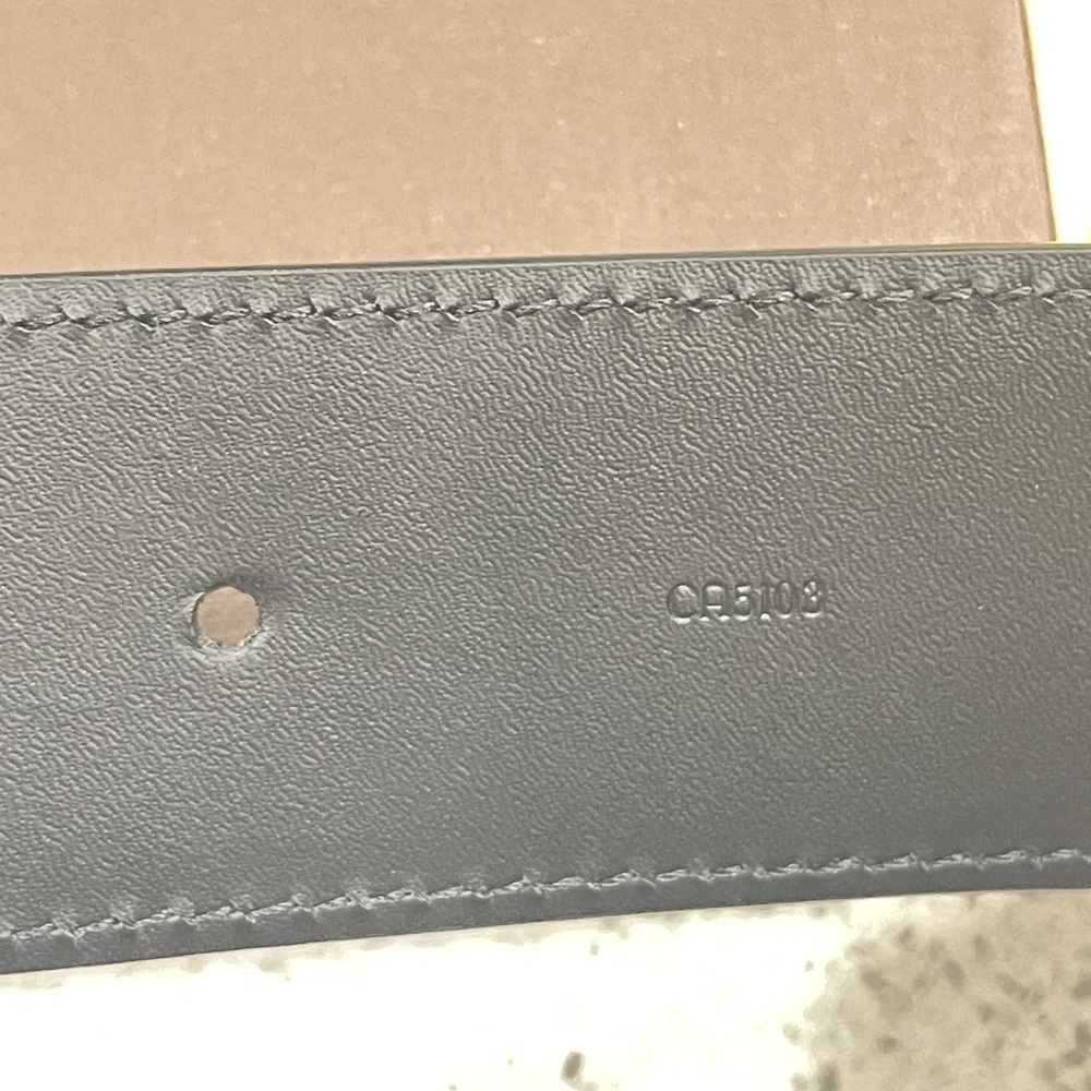 Louis Vuitton Initial Reversible Mens Belt - Picture 4 of 4